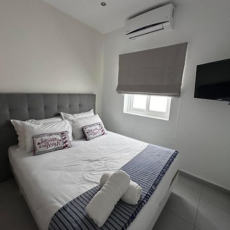 The Beach House Birżebbuġa Екстериор снимка