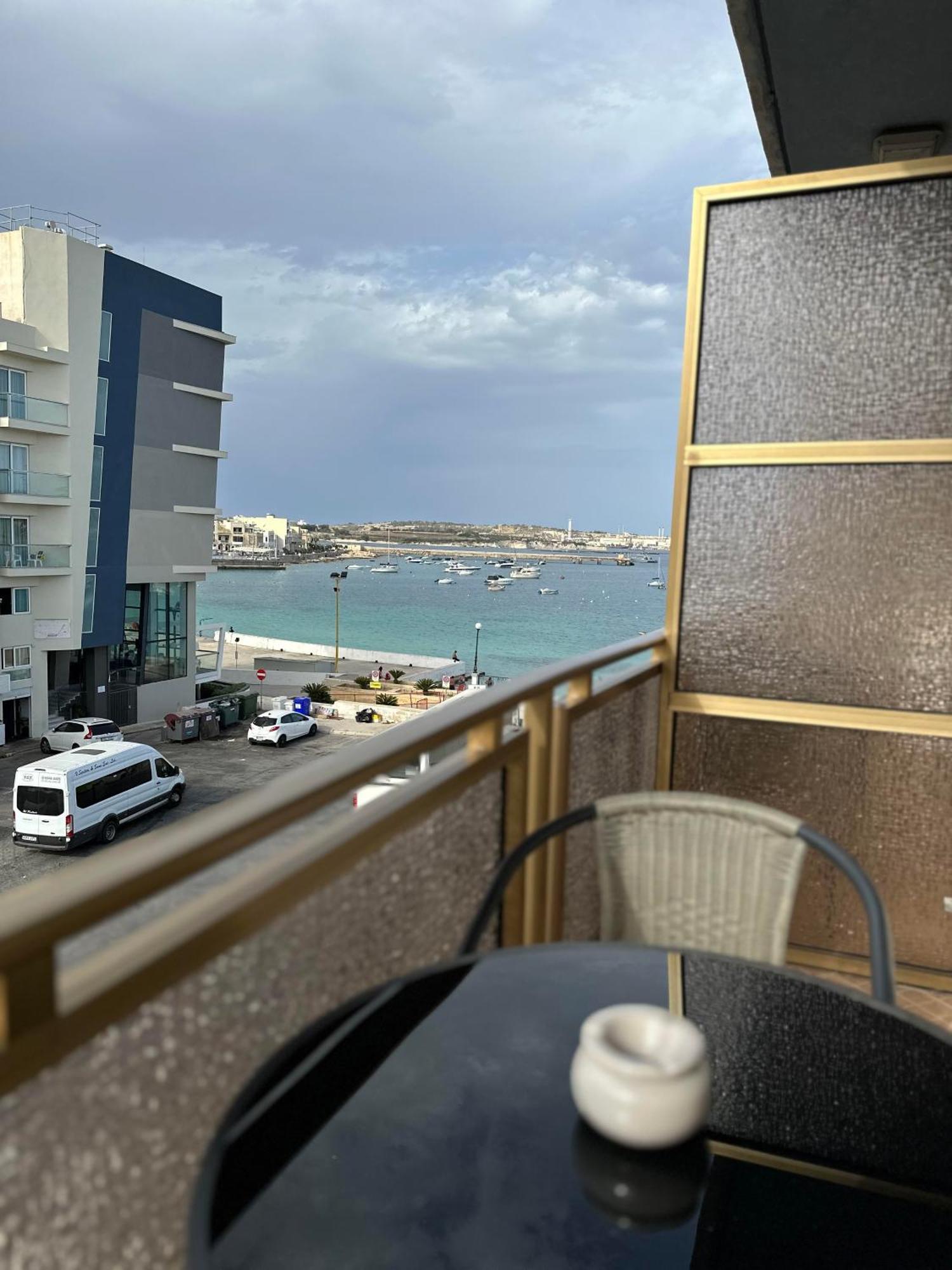 The Beach House Birżebbuġa Екстериор снимка